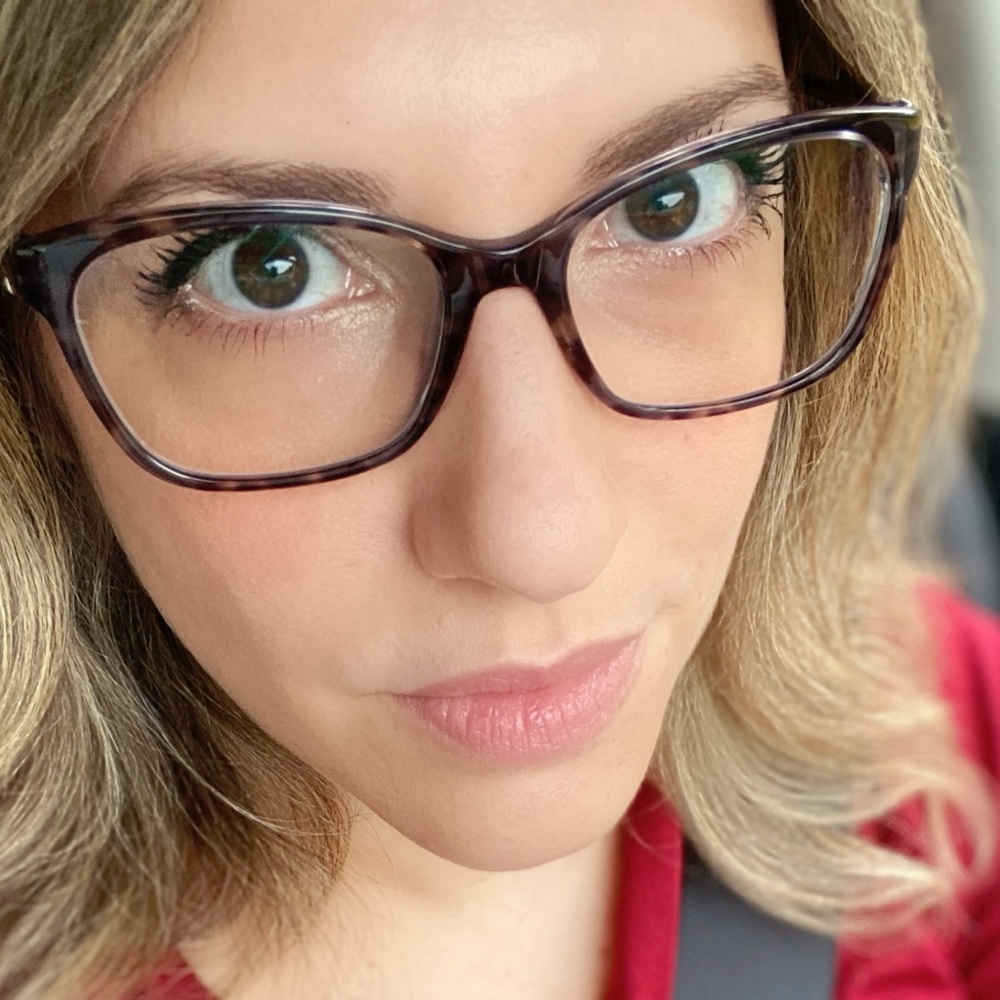 Meet your Posher, Janelle